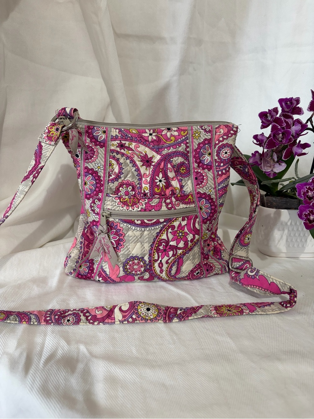 Vera Bradley Hipster Quilted Shoulder Bag Very BerryPink Paisley Crossbody